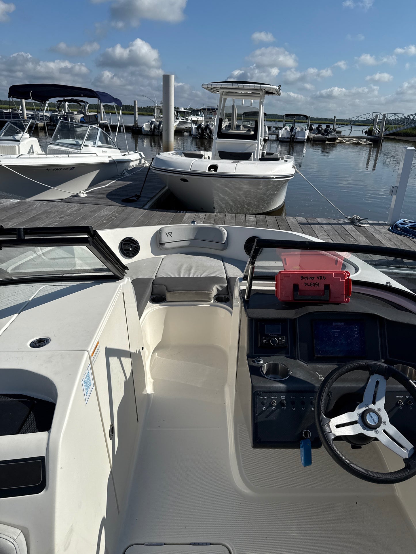 2022 Bayliner VR6 OB Bowrider