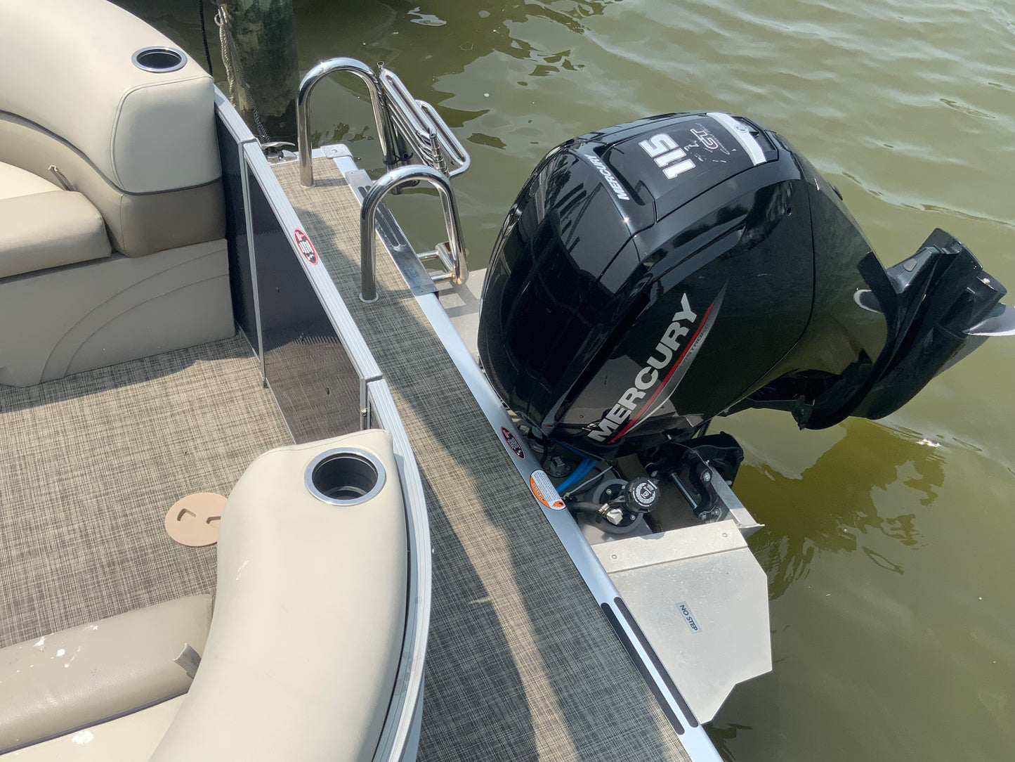 2023 Cypress Cay Seabreeze 232 Pontoon