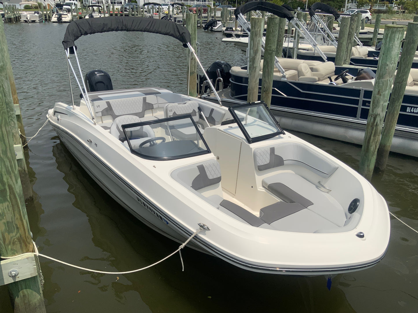 2022 Bayliner VR6 Bowrider