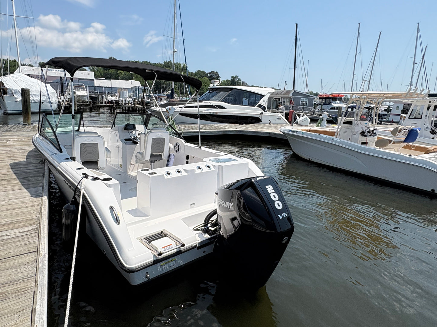 2023 Aquasport 22 Center Console