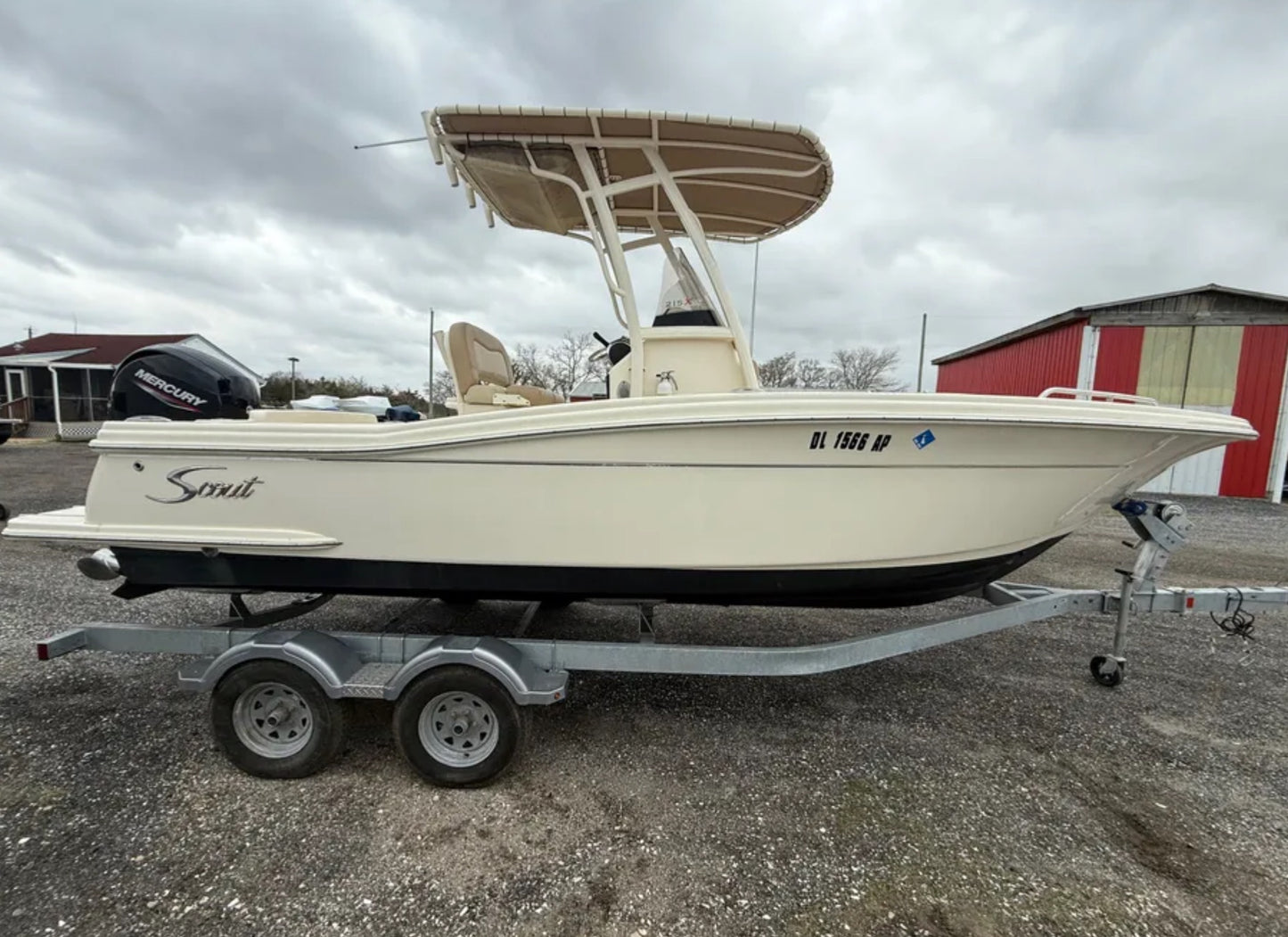 2023 Scout 215 XSF Center Console