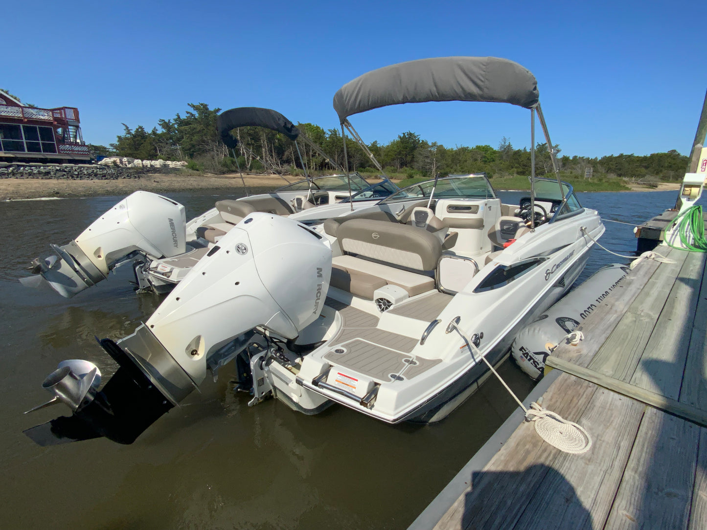2023 Crownline E235XS Bowrider