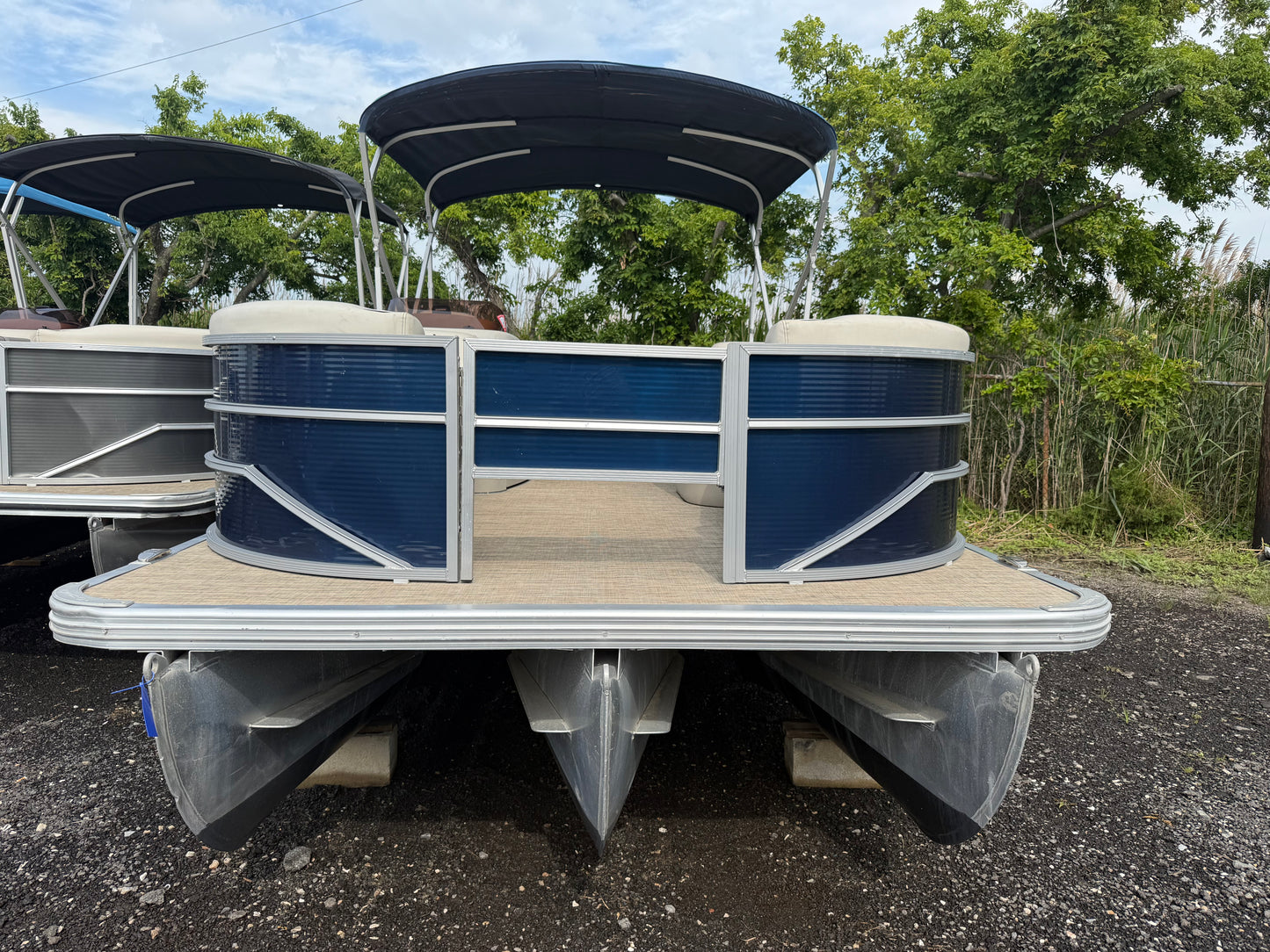 2022 Cypress Cay Seabreeze 232 Tritoon