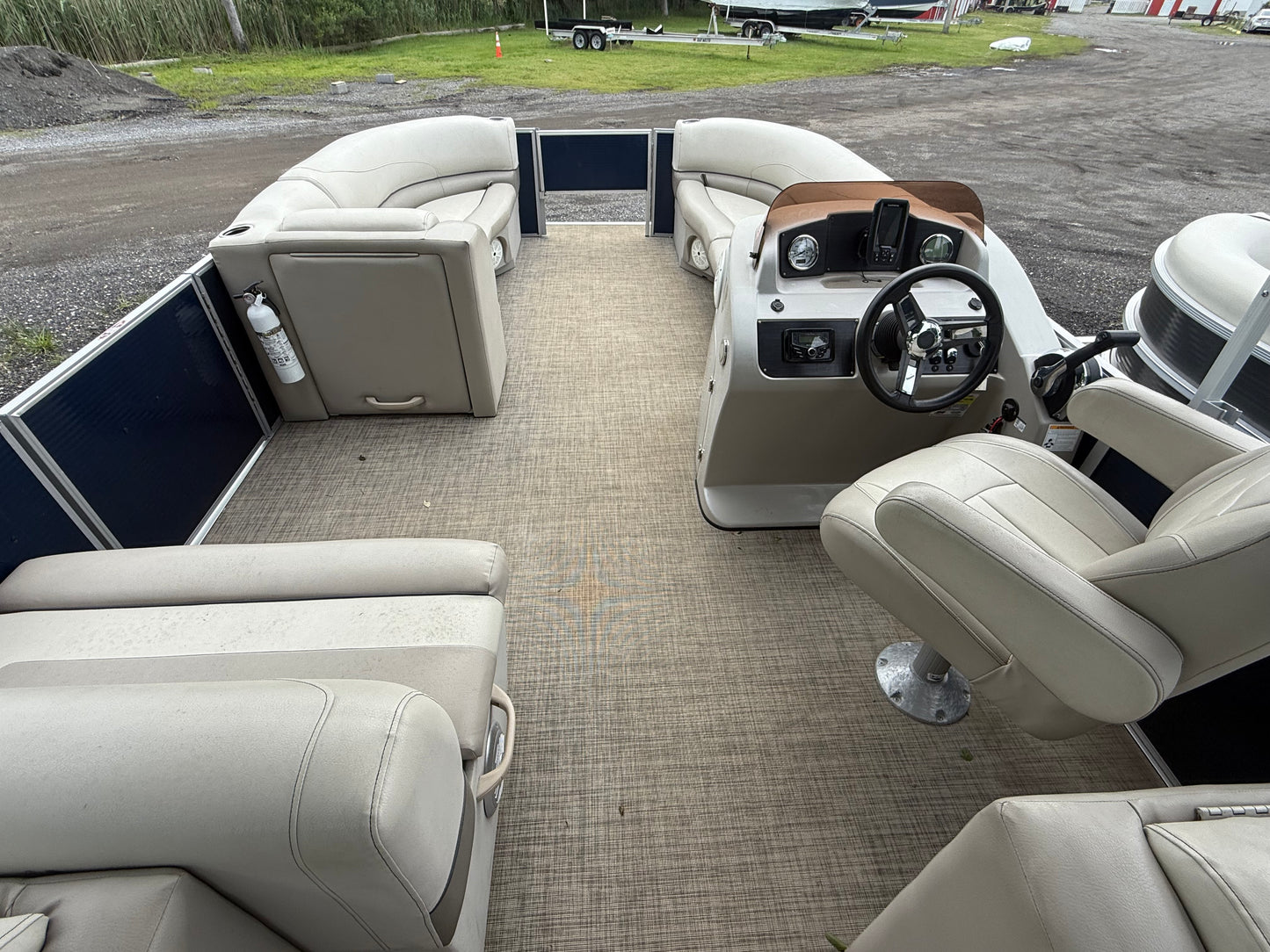 2022 Cypress Cay Seabreeze 232 Tritoon