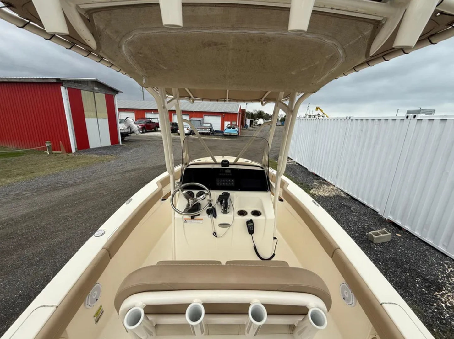 2023 Scout 215 XSF Center Console