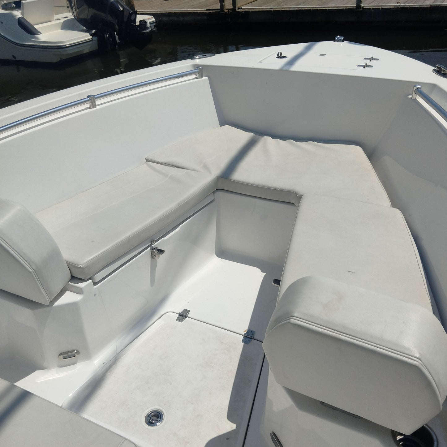 2024 Aquasport 22 Center Console