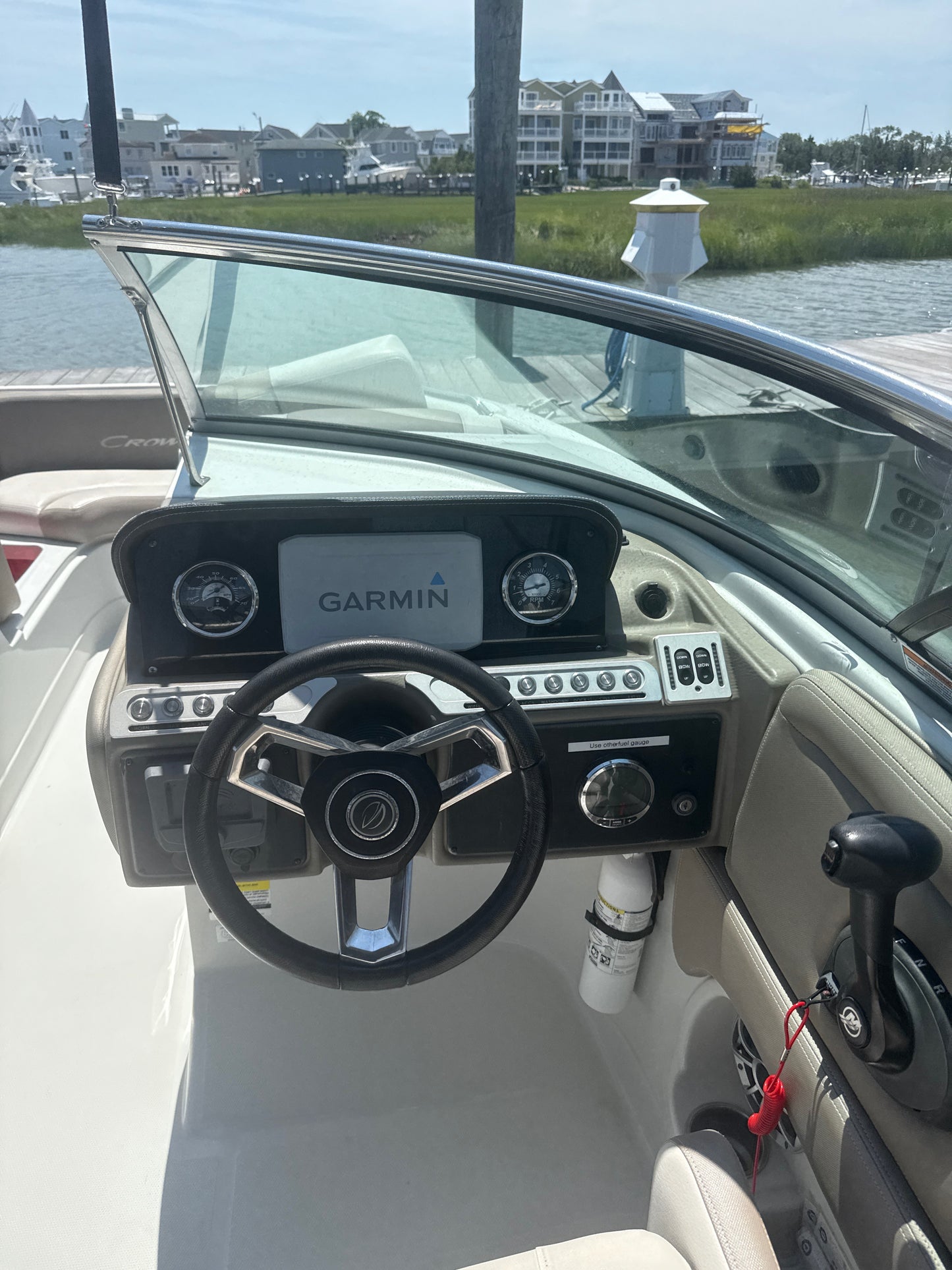2023 Crownline E235XS Bowrider