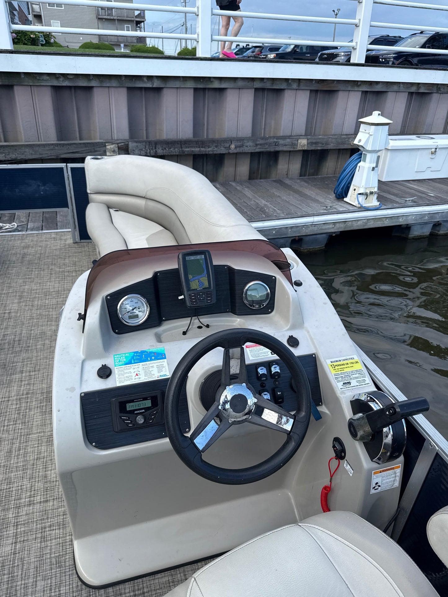 2023 Cypress Cay Seabreeze 232 Tritoon