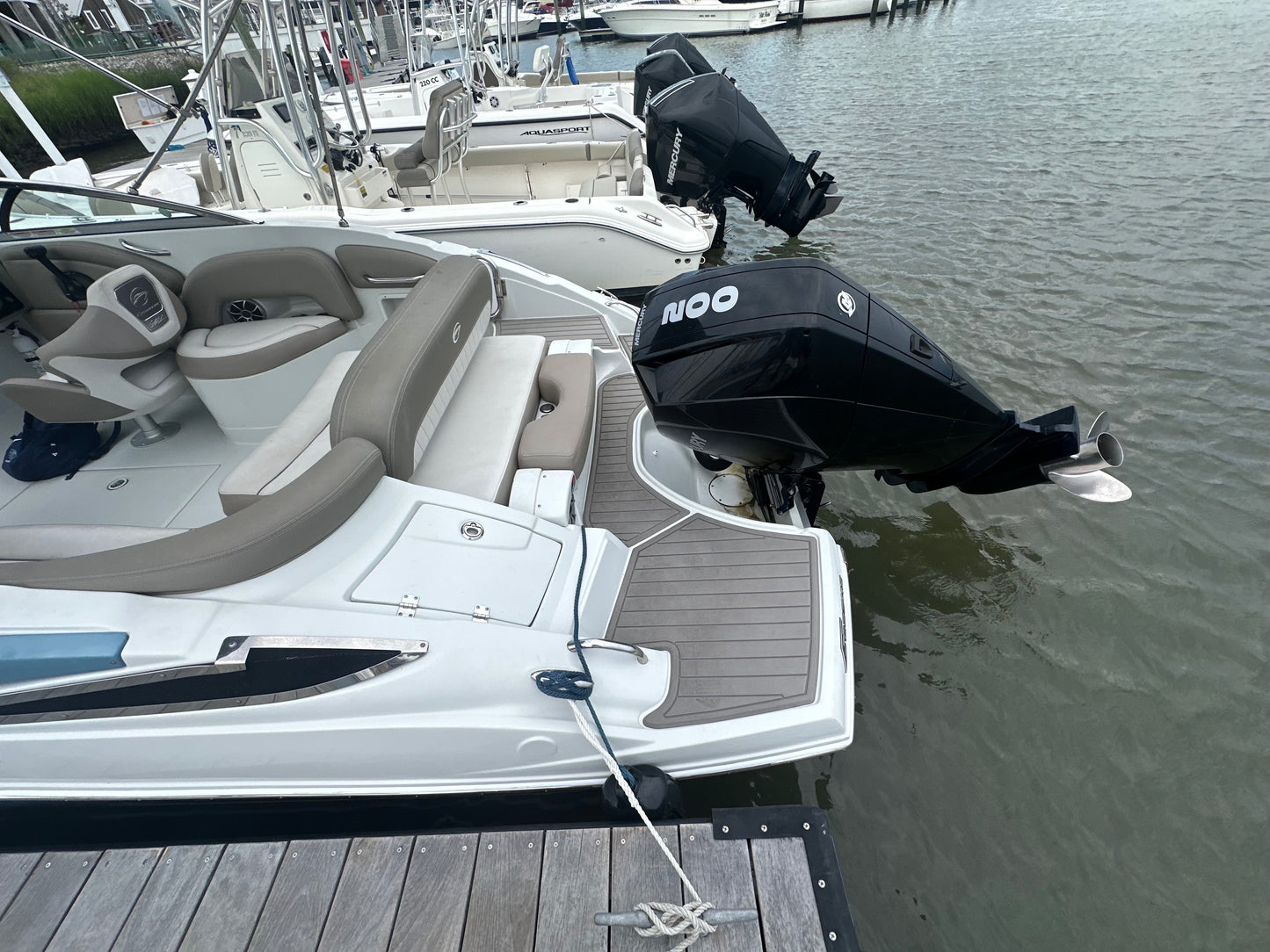2023 Crownline E235XS Bowrider