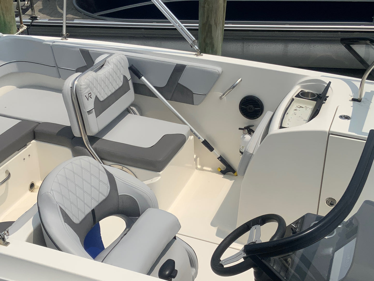 2022 Bayliner VR6 Bowrider