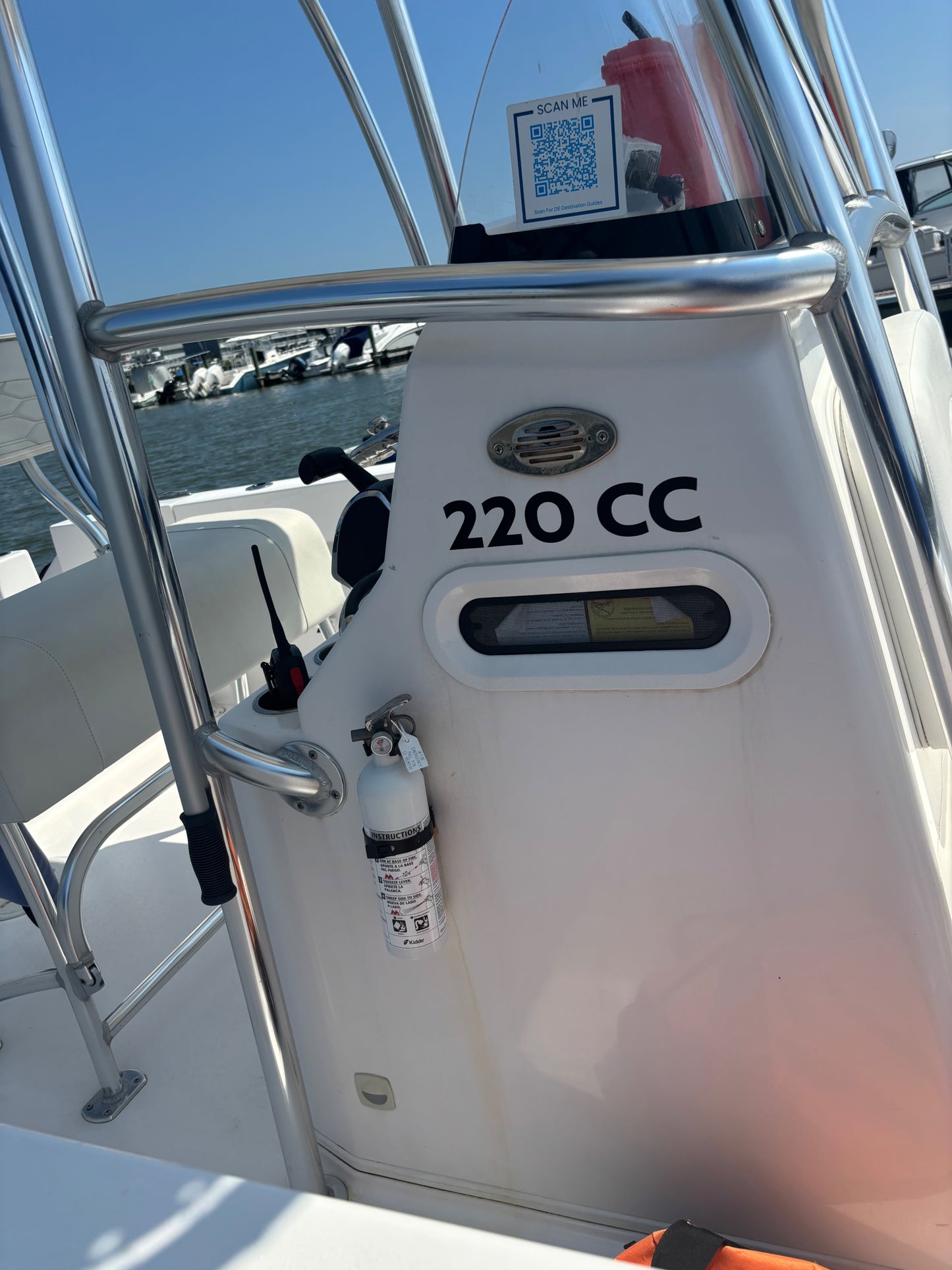 2024 Aquasport 22 Center Console