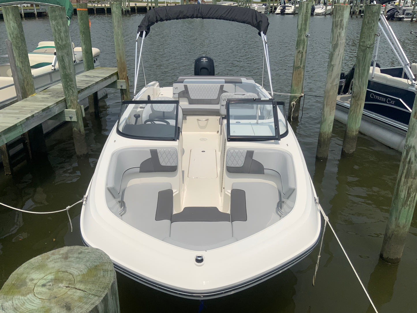 2022 Bayliner VR6 Bowrider