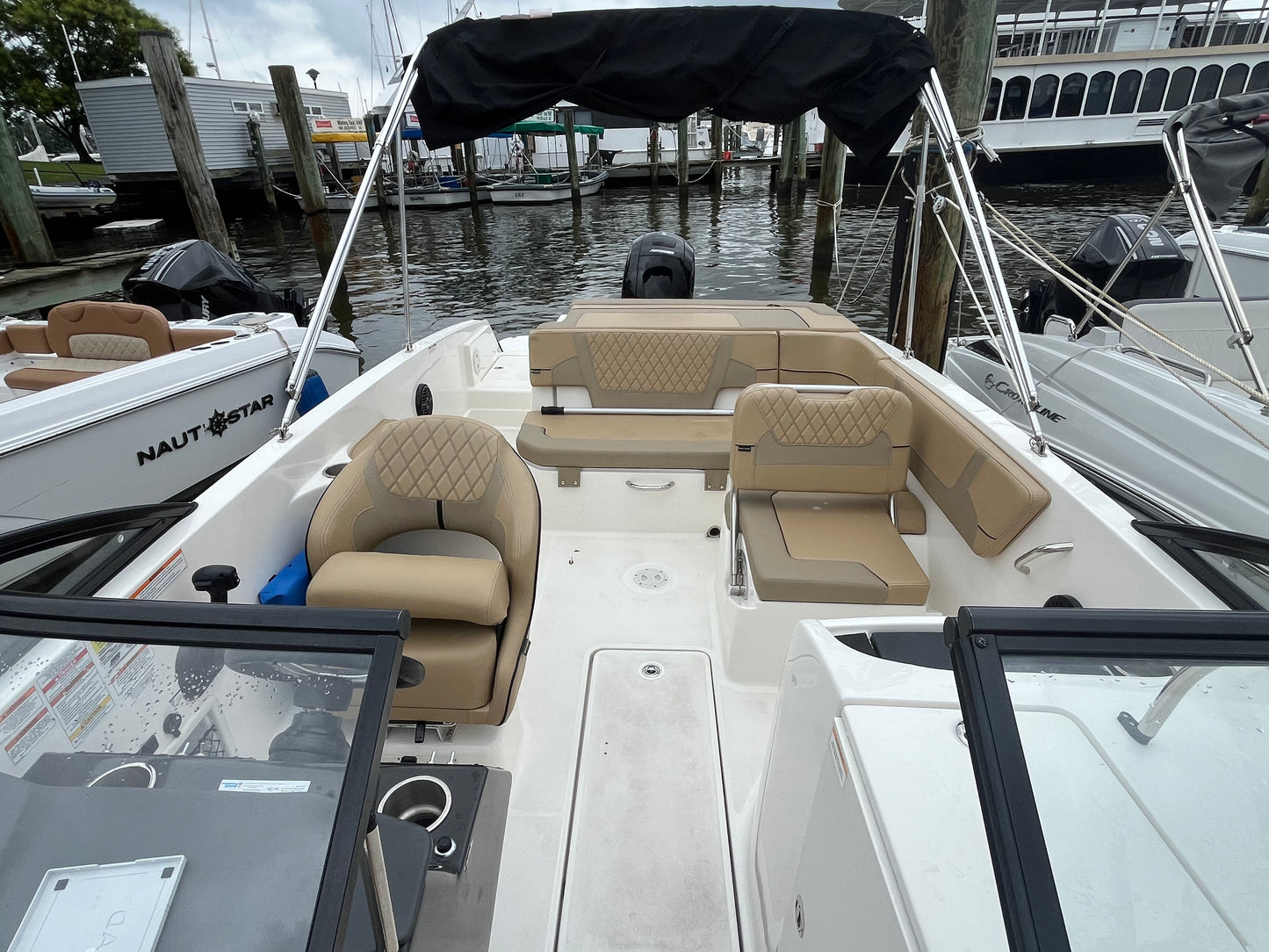 2025 Bayliner VR6 OB