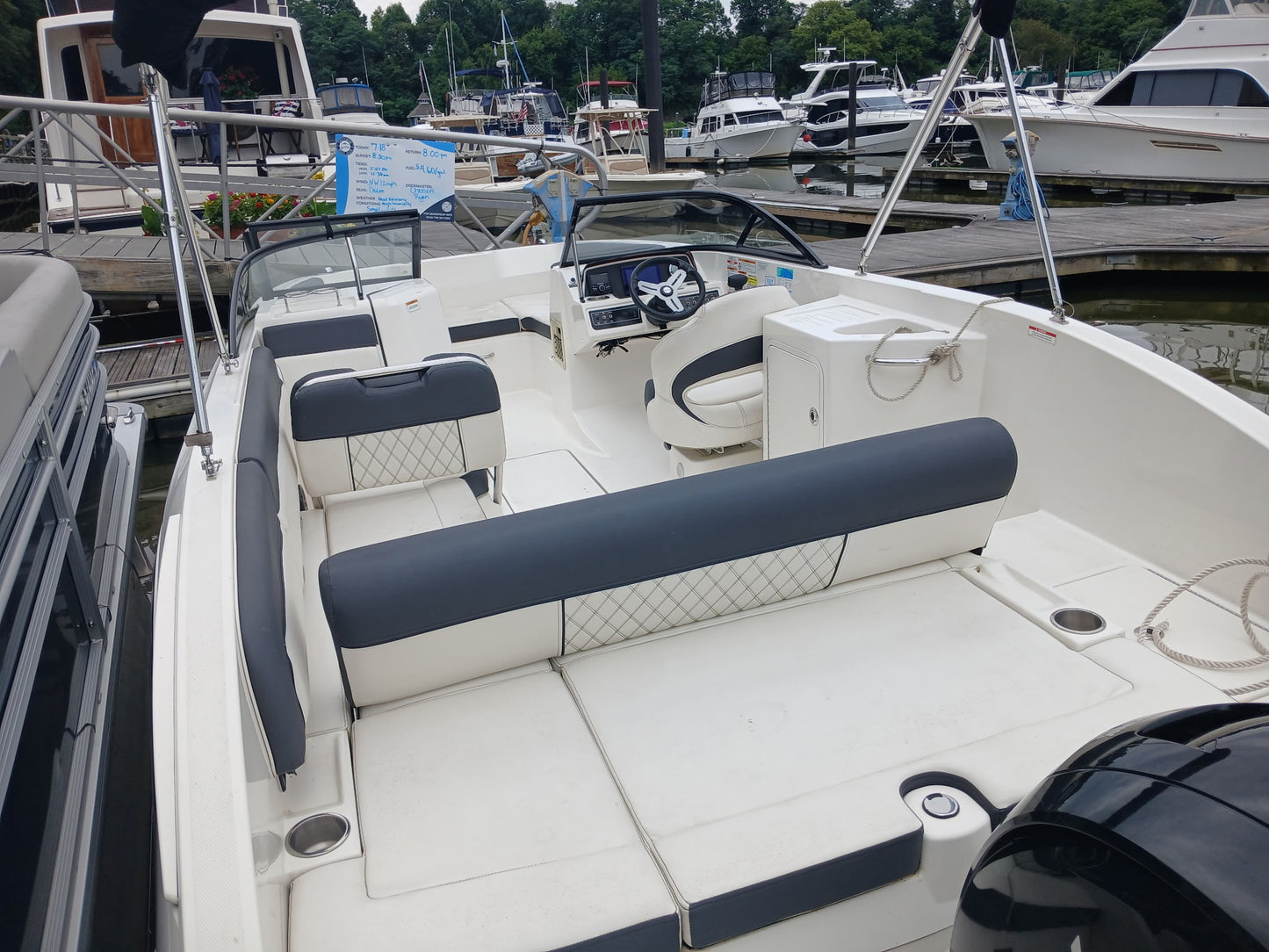 2023 Bayliner DX 2200