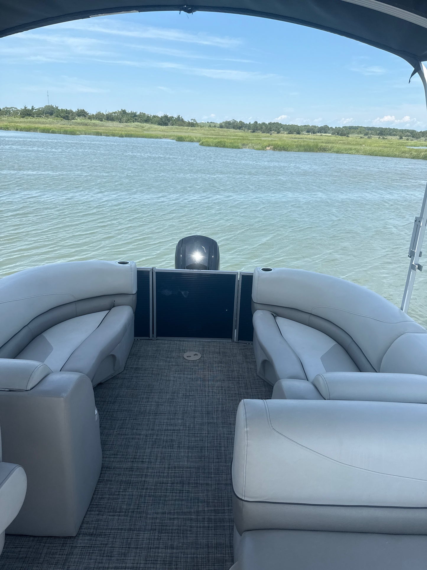 2023 Cypress Cay Seabreeze 232 Pontoon