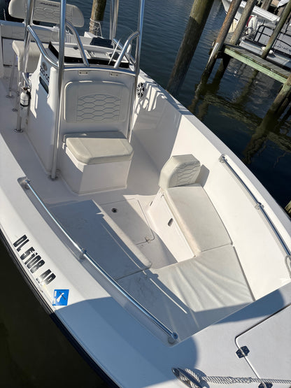 2023 Aquasport 22CC Center Console