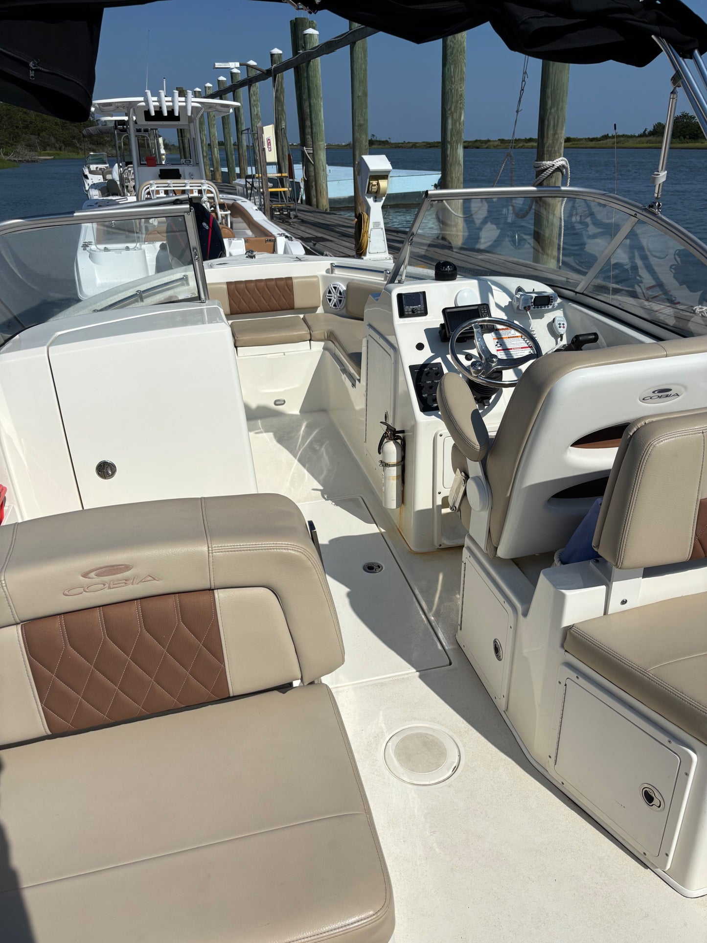 Cobia 220DC