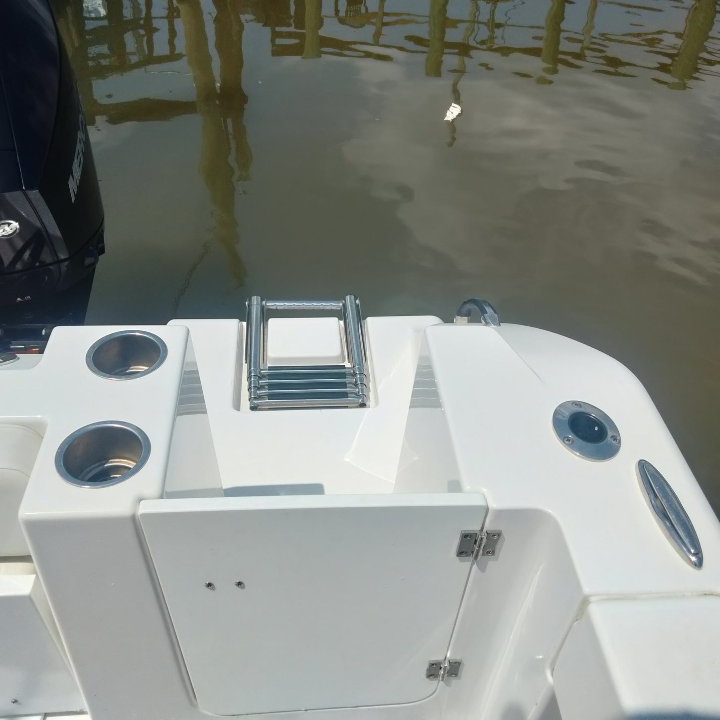 2024 Aquasport 22 Center Console