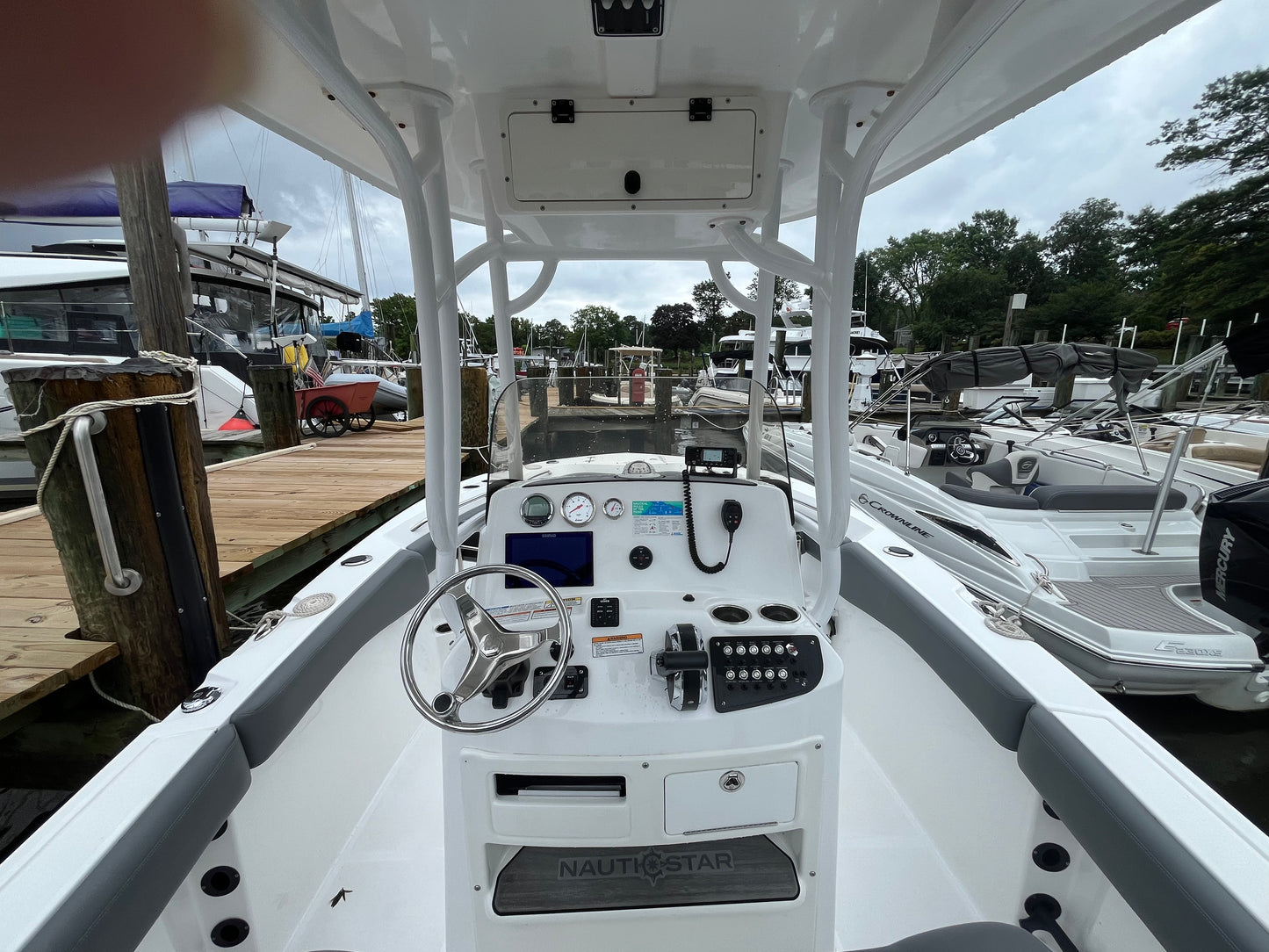 2024 Nauticstar 22L