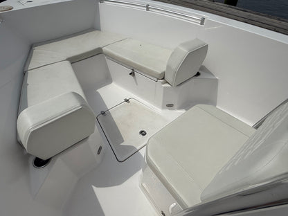 2024 Aquasport 22 Center Console