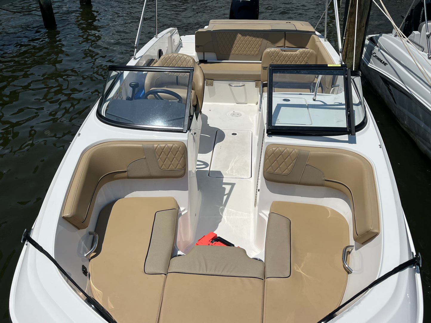 2025 Bayliner VR6 OB