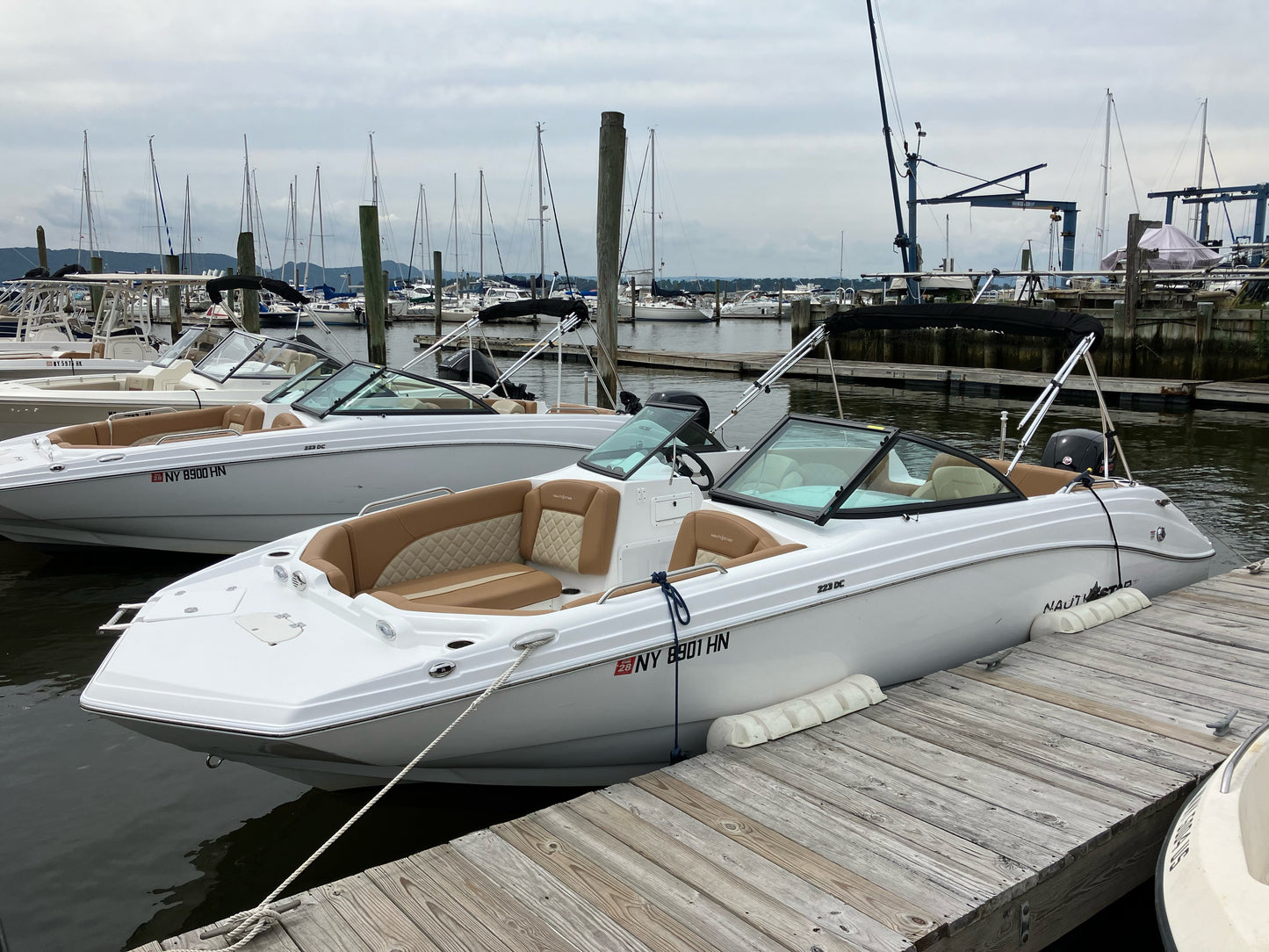 2025 Nauticstar  223 DC