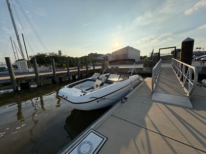 2022 Bayliner DX 2200 Deck Boat