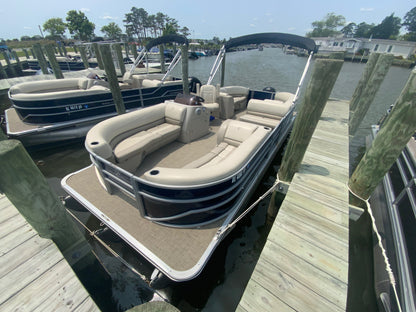 2023 Cypress Cay Seabreeze 232 Tritoon