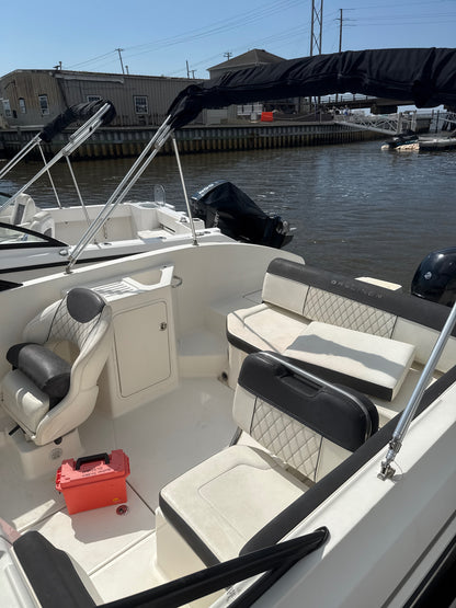 2023 Bayliner DX 2200 Deck Boat
