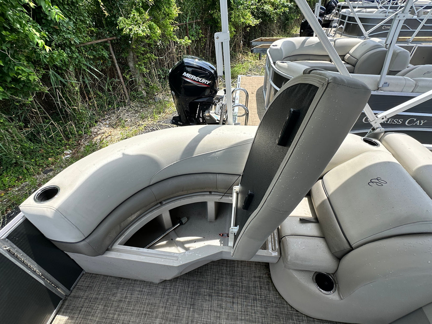 2022 Cypress Cay Seabreeze 232 Pontoon