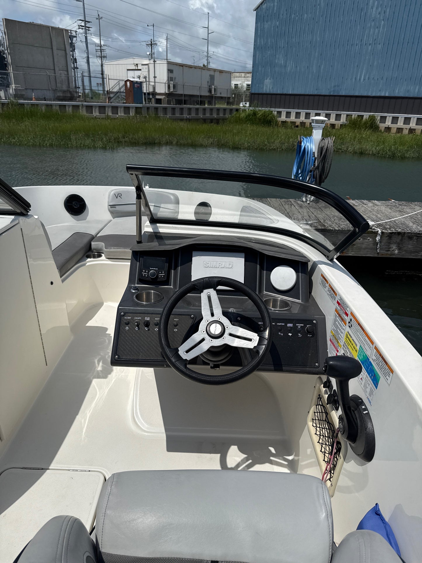 2023 Bayliner VR6 OB