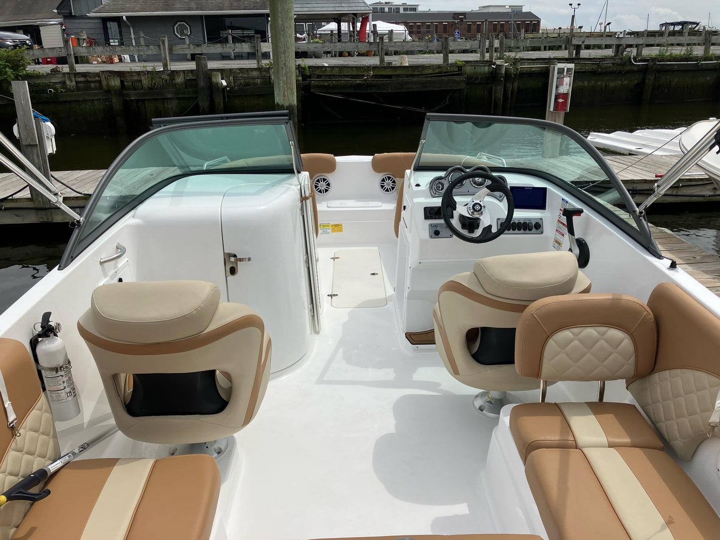 2025 Nauticstar 223 DC