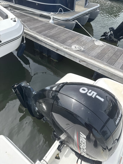 2023 Bayliner DX 2200 Deck Boat