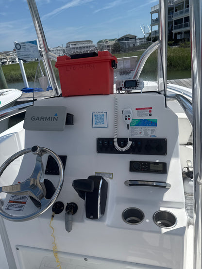 2023 Aquasport 22 Center Console