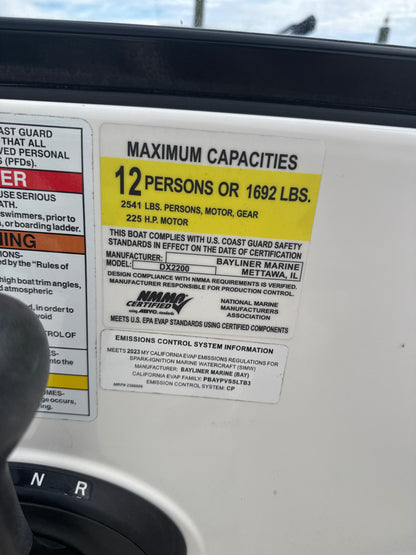 2023 Bayliner DX 2200 Deck Boat