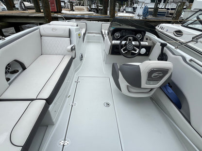 2024 Crownline E230XS