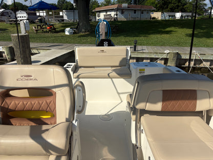 2024 Cobia 220DC