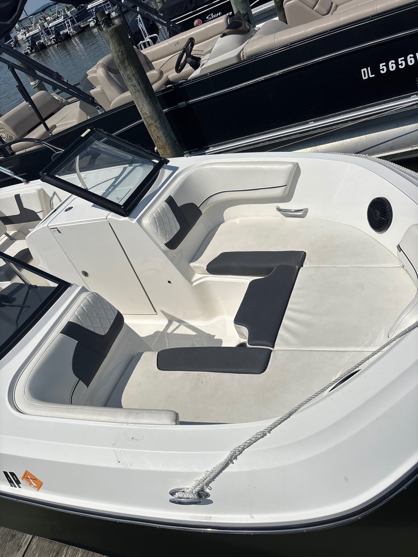 2024 Bayliner VR6 OB