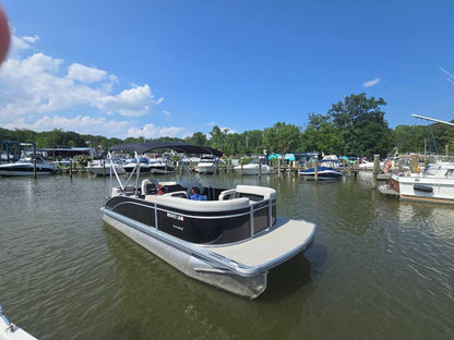 2025 Harris Breeze 230 Pontoon