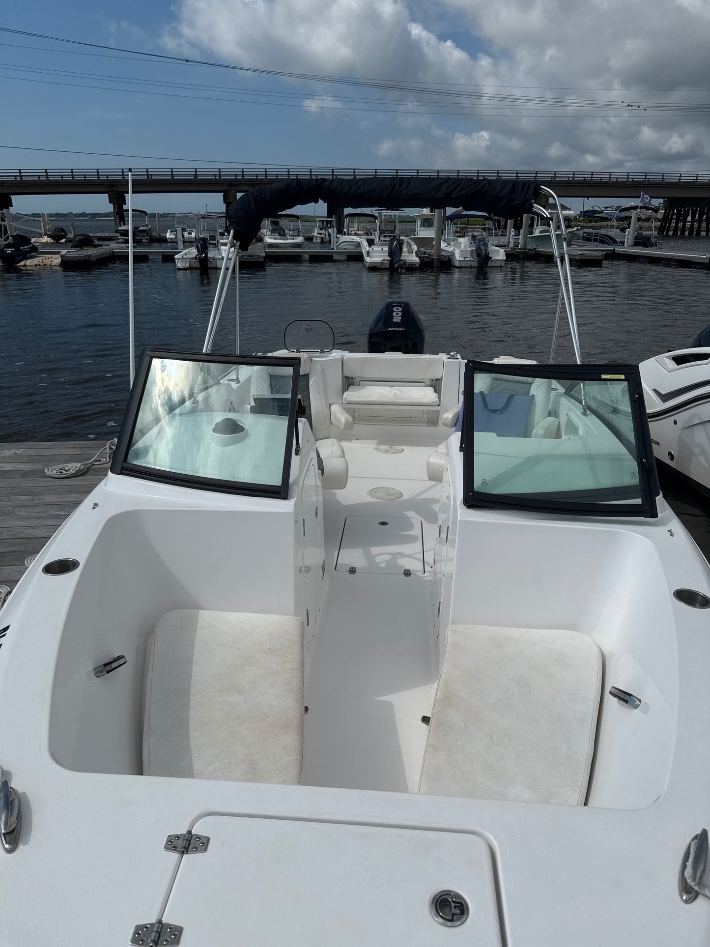 2024 Aquasport 22 Dual Console