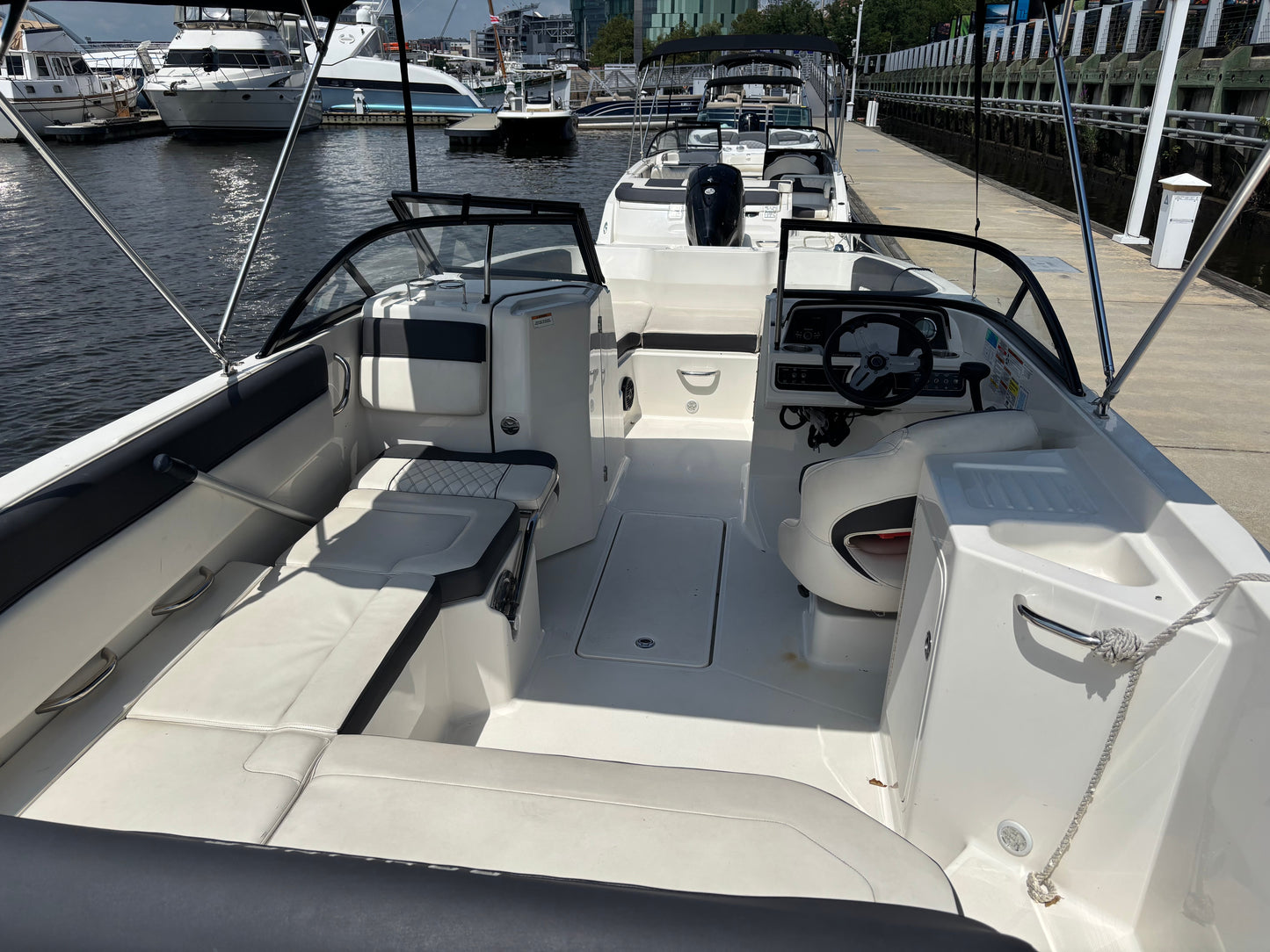 2023 Bayliner DX 2200
