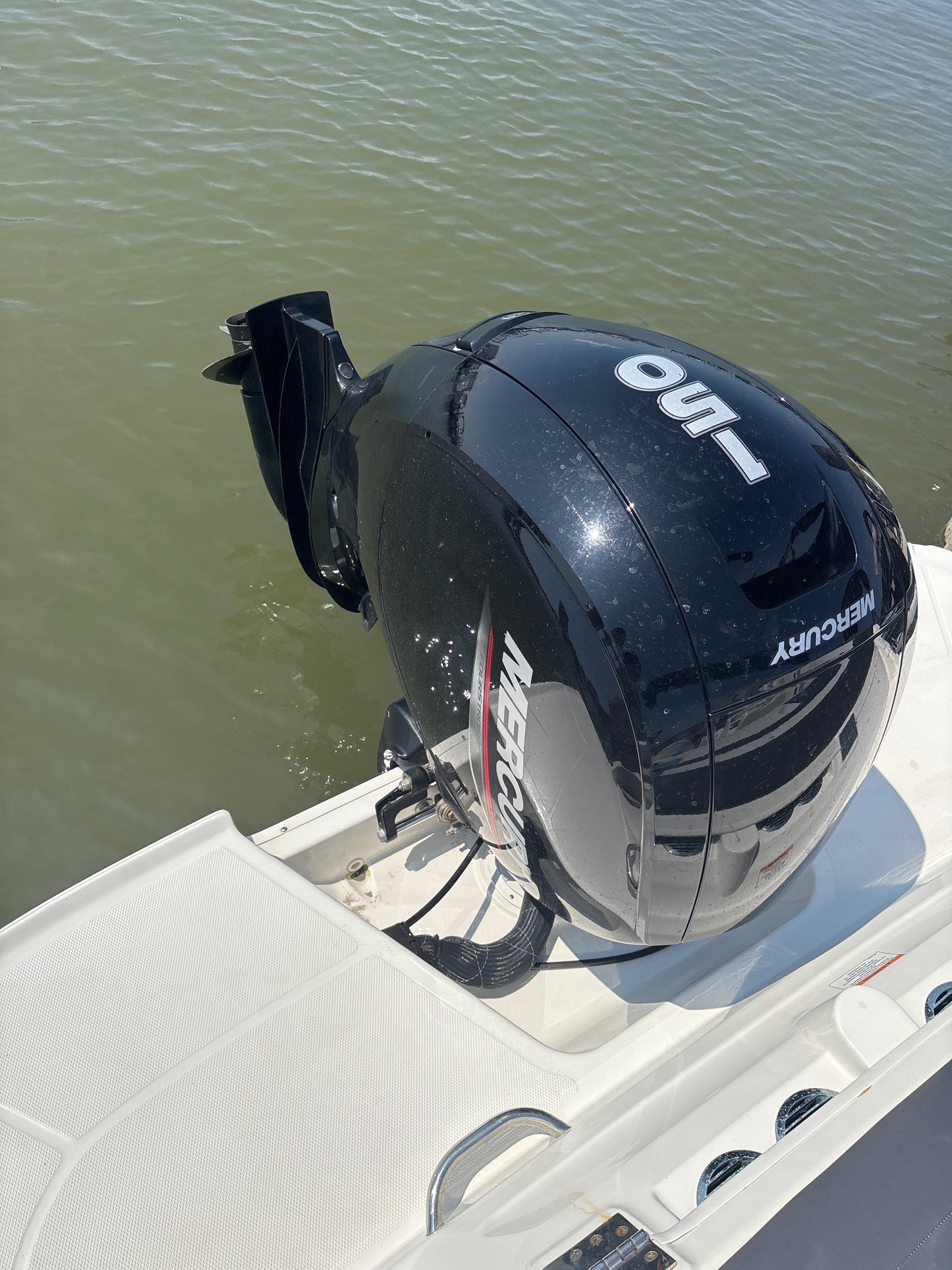 2024 Bayliner VR6 OB