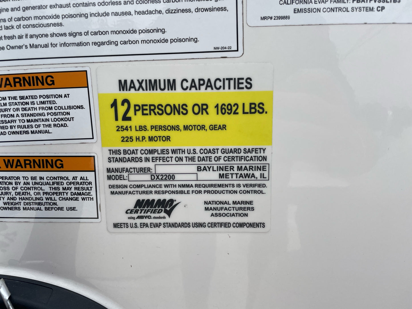 2023 Bayliner DX 2200 Deck Boat