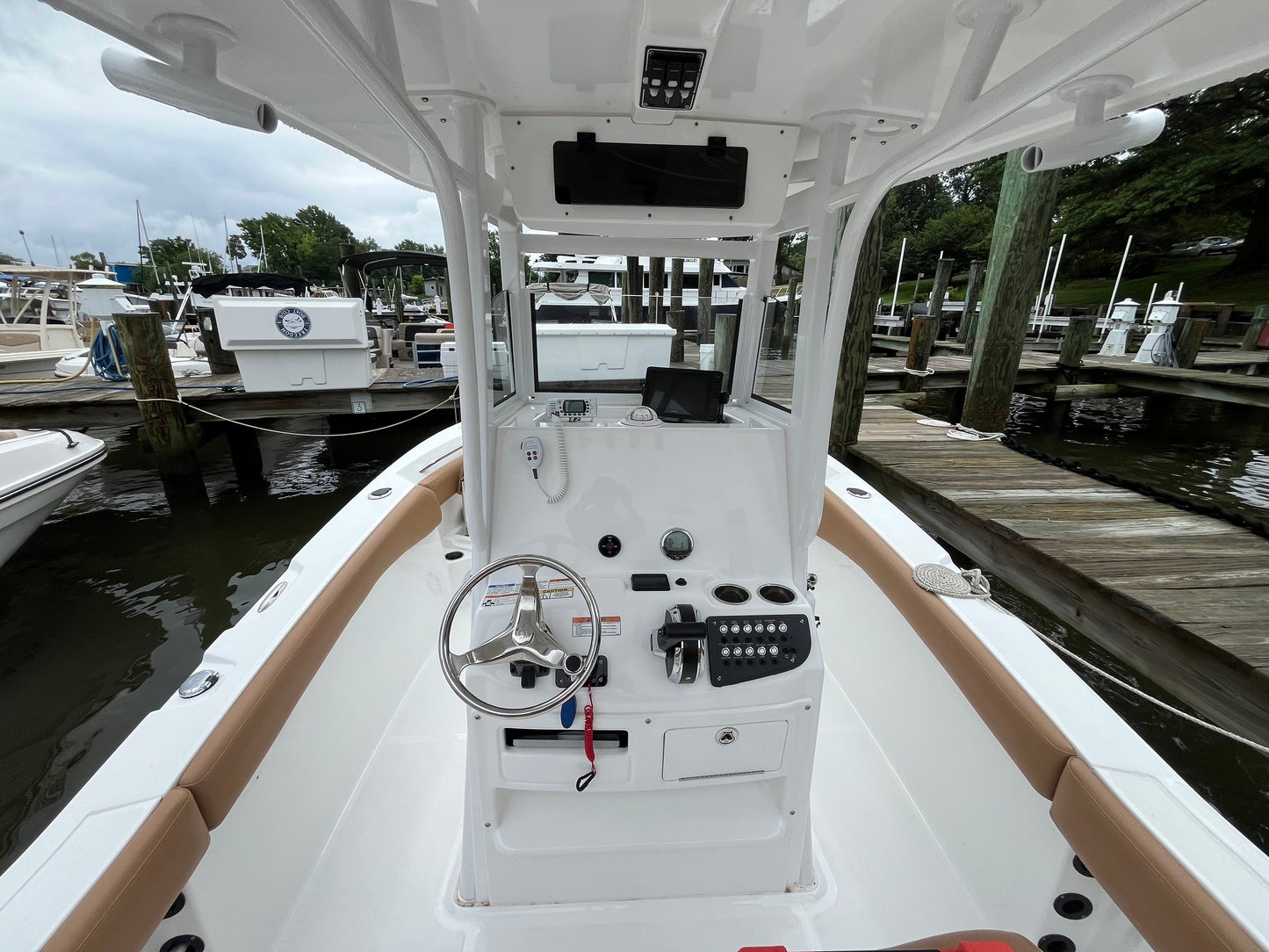 2025  Nauticstar  242OSL