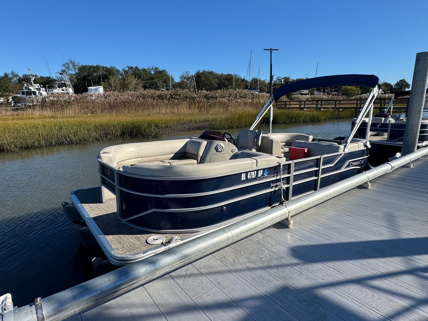 2023 Cypress Cay Seabreeze 232 Tritoon