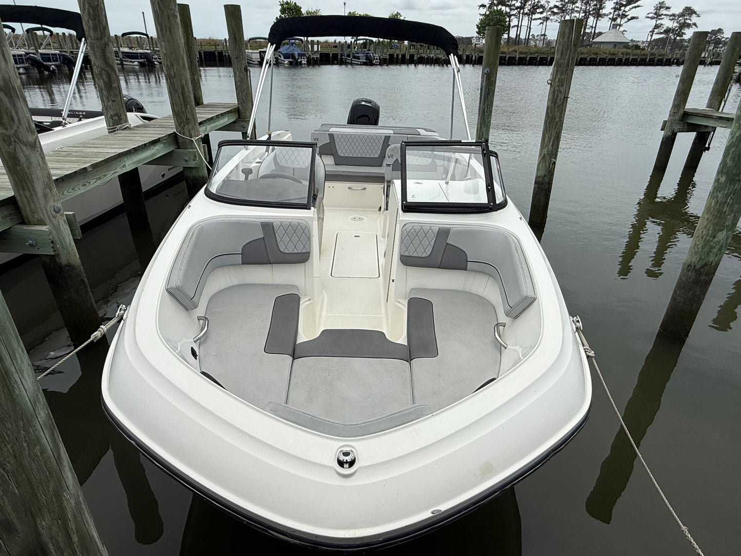 2023 Bayliner VR6 OB