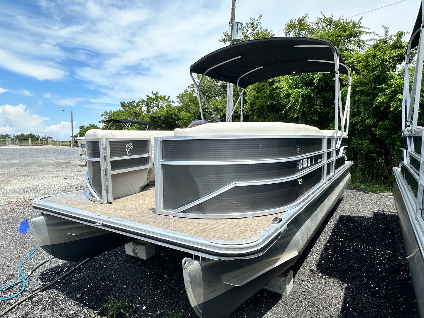 2022 Cypress Cay Seabreeze 232 Pontoon