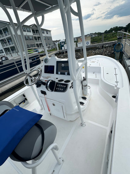 2025 Nauticstar Shallow Bay Center Console