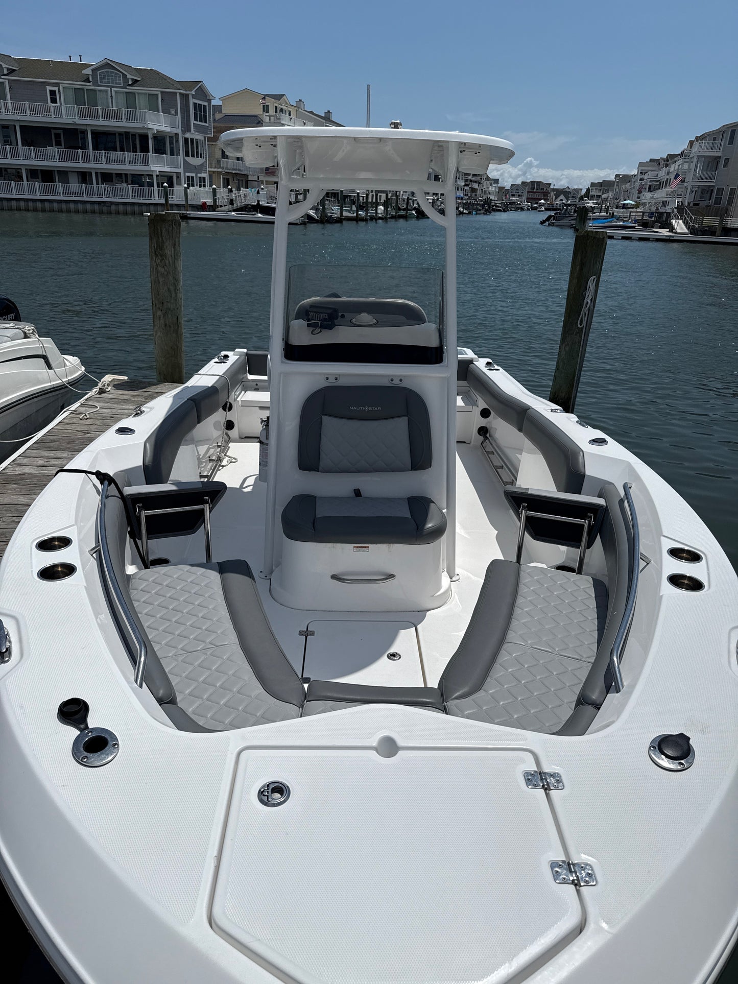 2024 Nauticstar 22L