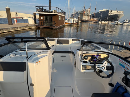 2022 Bayliner DX 2200 Deck Boat